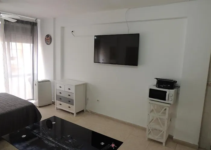 דירה Estudio En Playa De Wifi פואנגירולה